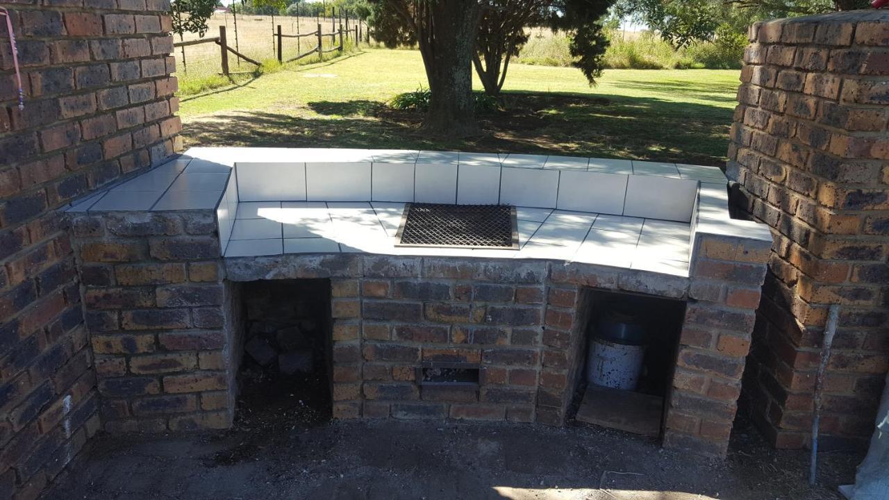 House, And Contractors Manor Meyerton